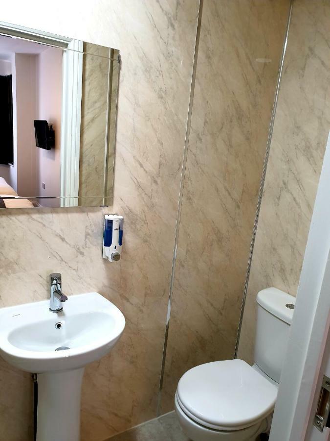 Wanstead Hotel Londra Esterno foto